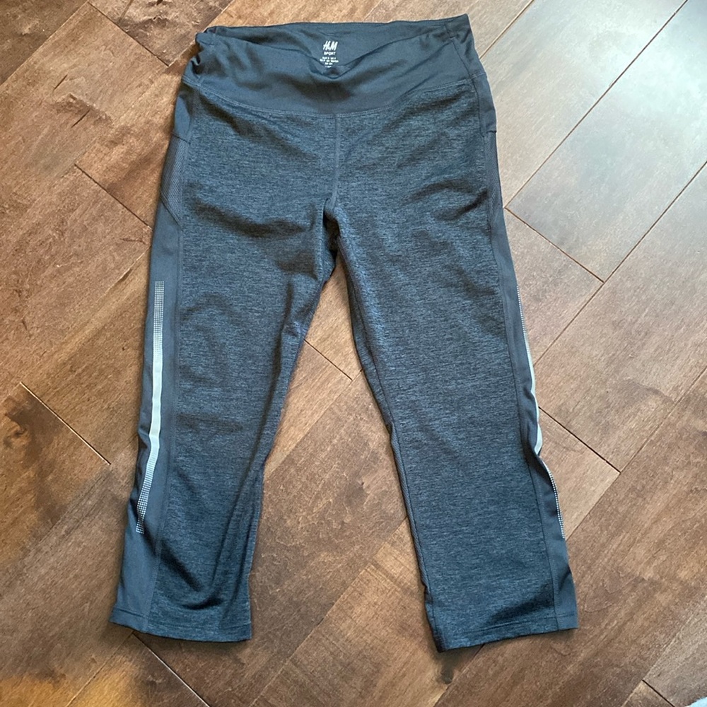 Workout capris